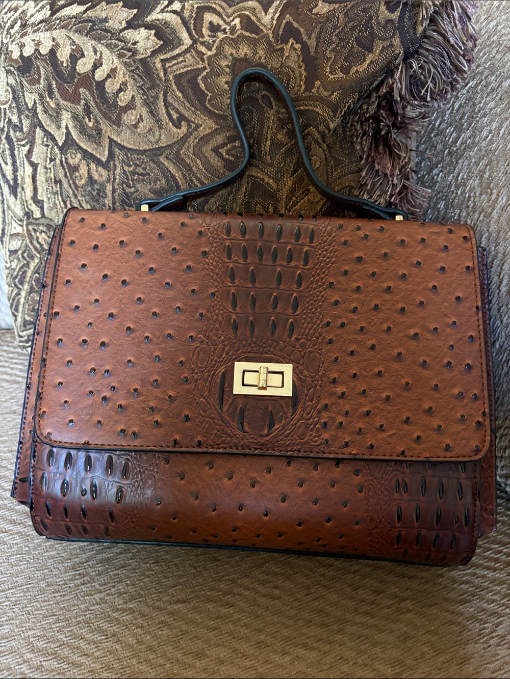 BRAND NEW! Brown leather bag